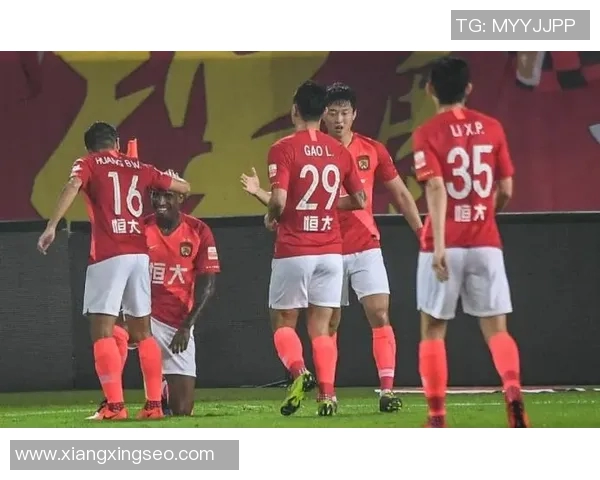 广西恒大与山东鲁能激战正酣谁能在这场对决中笑到最后