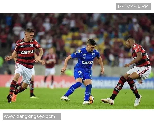 普唉布拉与提华纳的激烈对决揭示足球战术与团队协作的精彩瞬间