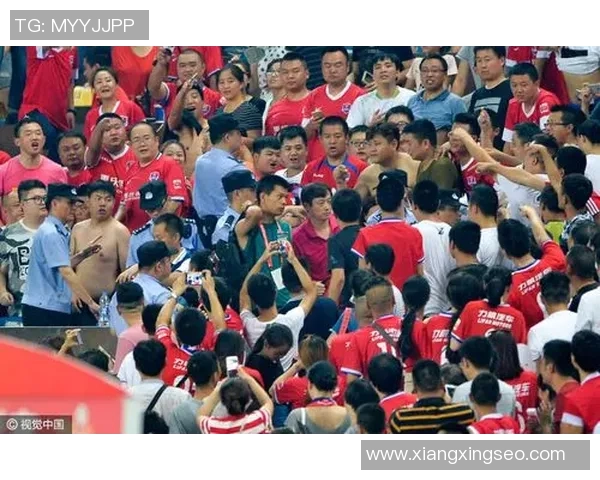 武汉队迎战重庆力帆期待精彩对决球迷热情高涨助力主场胜利