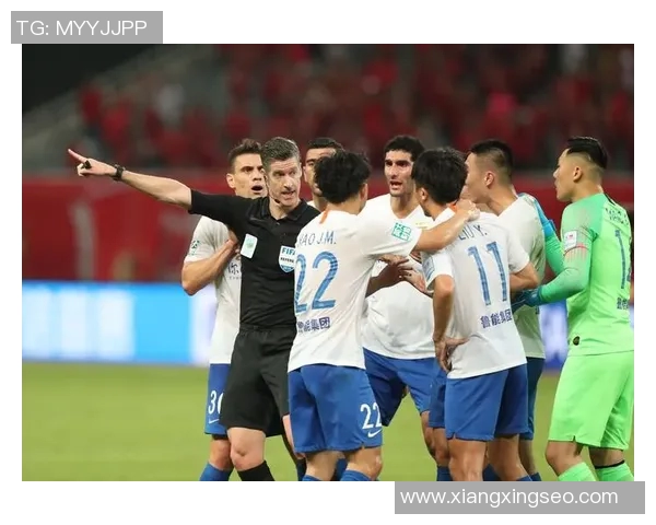 鲁能与上港激战正酣及时比分更新精彩瞬间全记录