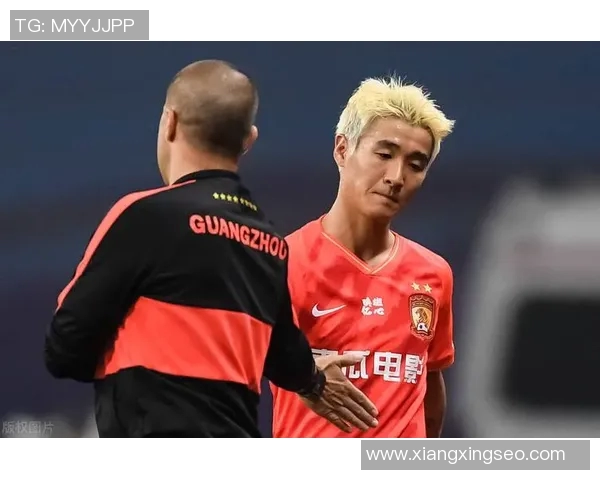 上海足球队灵活性引发热议球迷与专家各执己见探讨争议背后原因